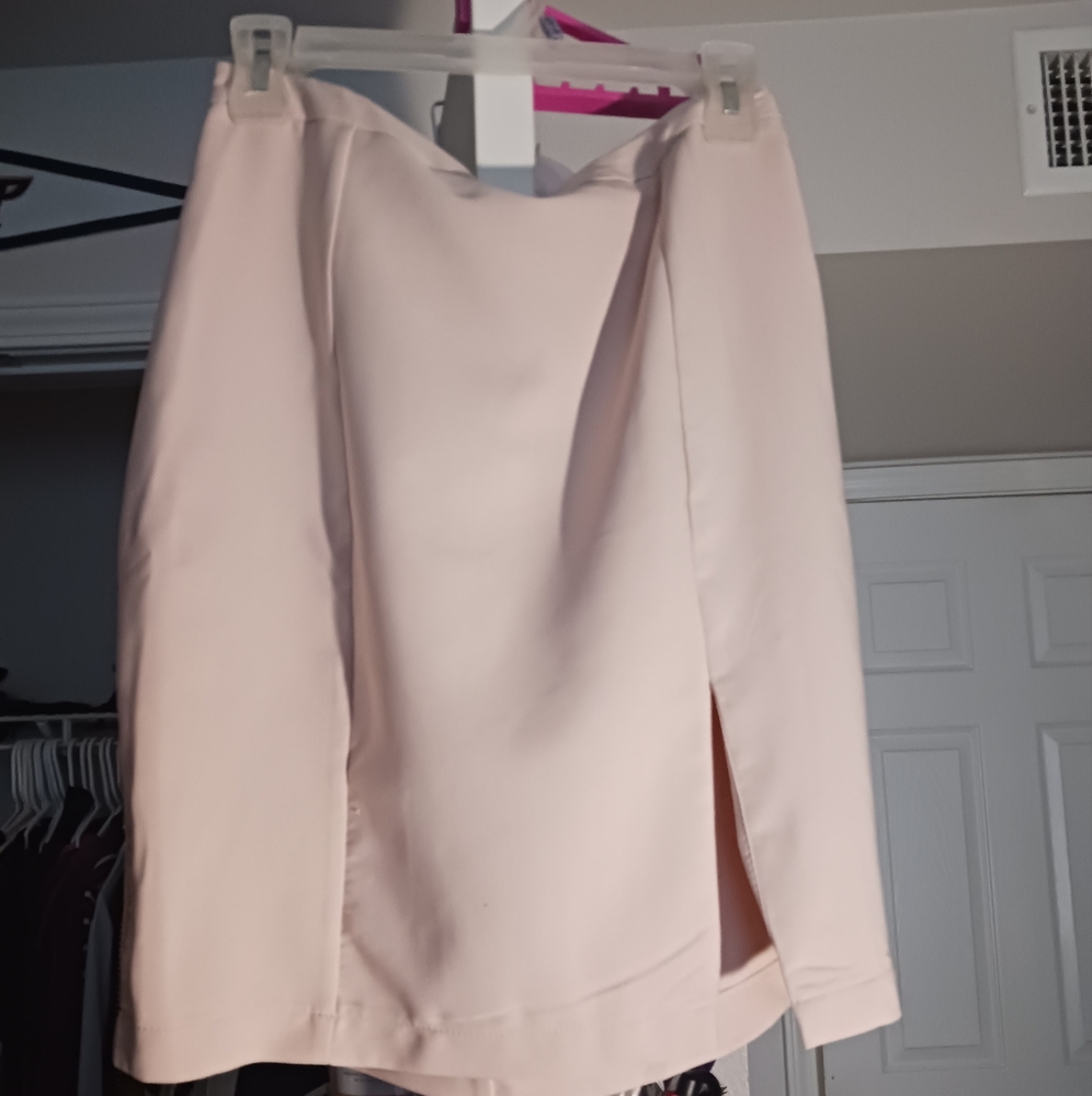 HAUTE MONDE light pink pencil skirt